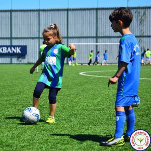 Anne - Baba Haydi Futbola Projesi Başlıyor