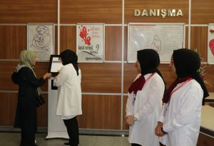 Rize Devlet Hastanesinde Hasta Karşılama ve Yönlendirme Ekipleri Oluşturuldu