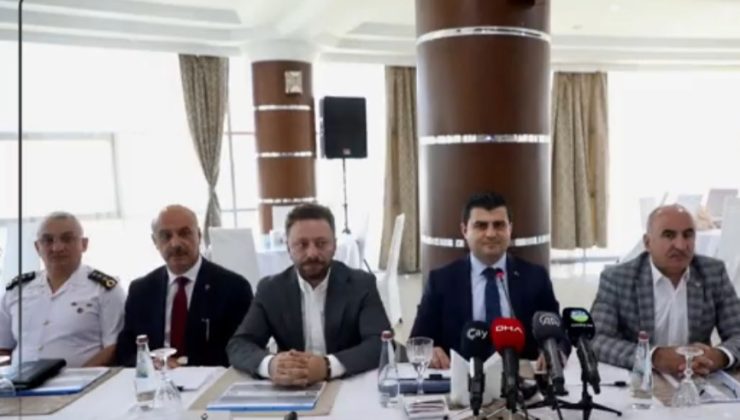 Haftaya Başlangıç Toplantısı Vali V. Gülhani Ozan Sarı Başkanlığında Yapıldı