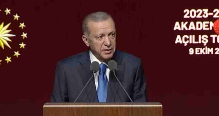 Erdoğan: Üniversitelerimizin ideolojik dayatmalarla anılmasına müsaade etmeyeceğiz